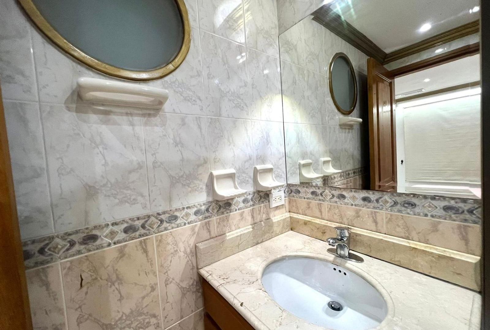 Holiday home Private House - 4 Pisos - 100 Mts De La Playa *